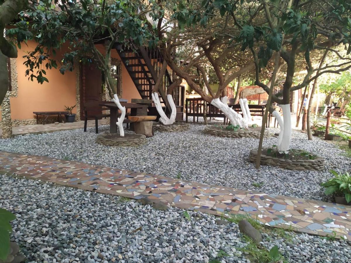 Guest house Lev Pizunda Extérieur photo